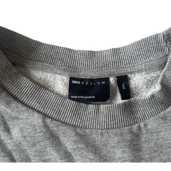 asos Design Women's Size 2XL Gray Sweatshirt Cropped Crewneck Capsule Basic - Picture 3 of 6